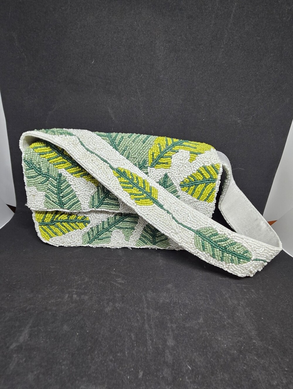 Lulu Beaded Shoulder Bag - Green And White - Leaves - Tropical